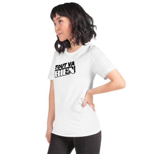 white t-shirt for women