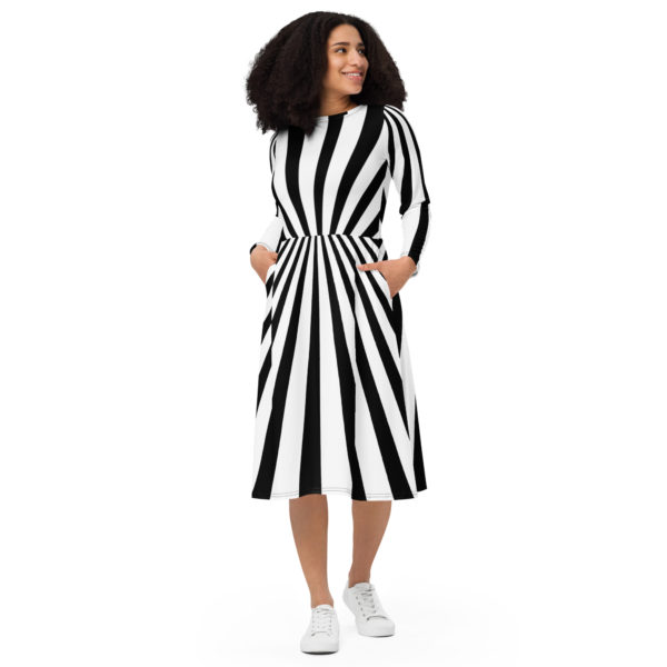 black and white long sleeve dress
